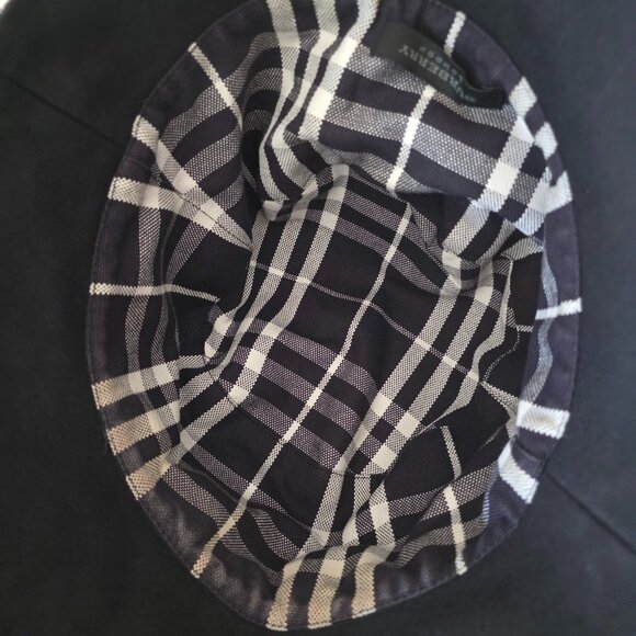 Burberry Black Navy Check Bucket Hat